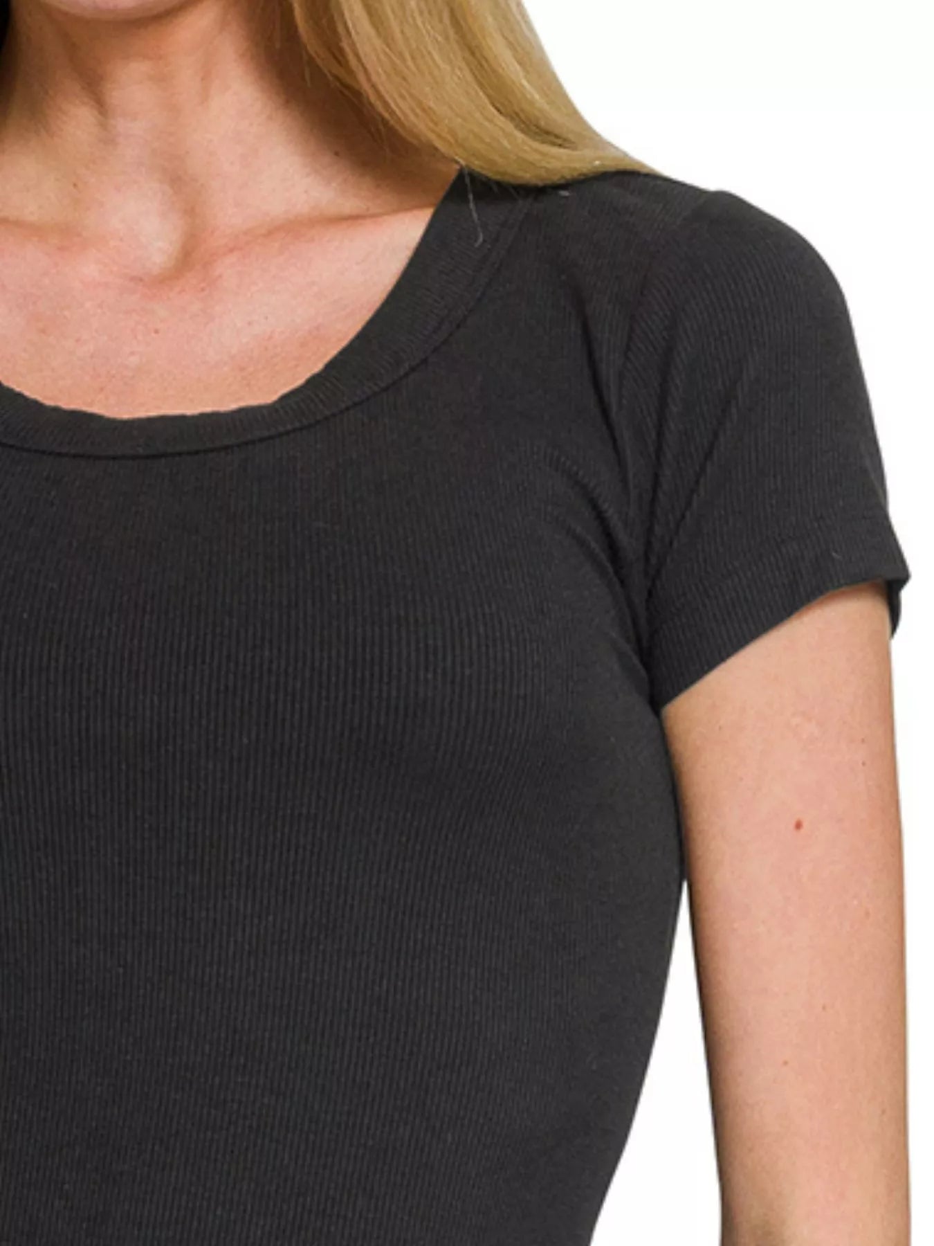 Ribbed Round Neck Short Sleeve T-Shirt