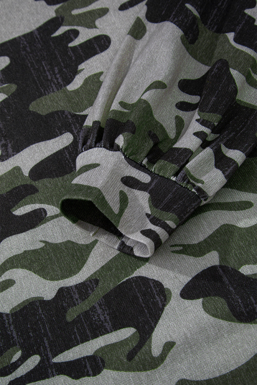 Green Retro Camouflage Print Exposed Seam Patchwork Drop Shoulder Sweatshirt