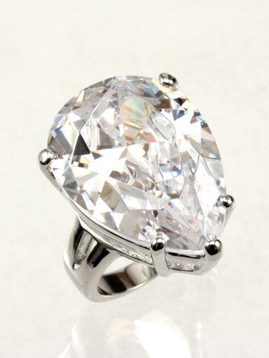 Oversize Statement Ring with Cubic Zirconia – Trendy Fashion Jewelry