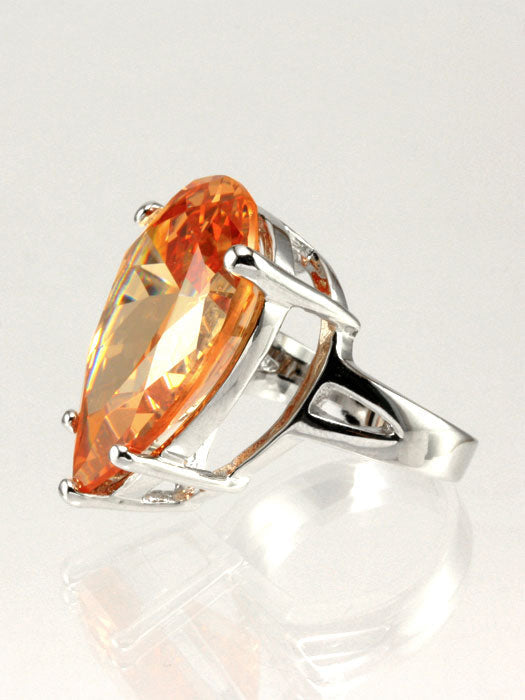 Oversize Statement Ring with Cubic Zirconia – Trendy Fashion Jewelry