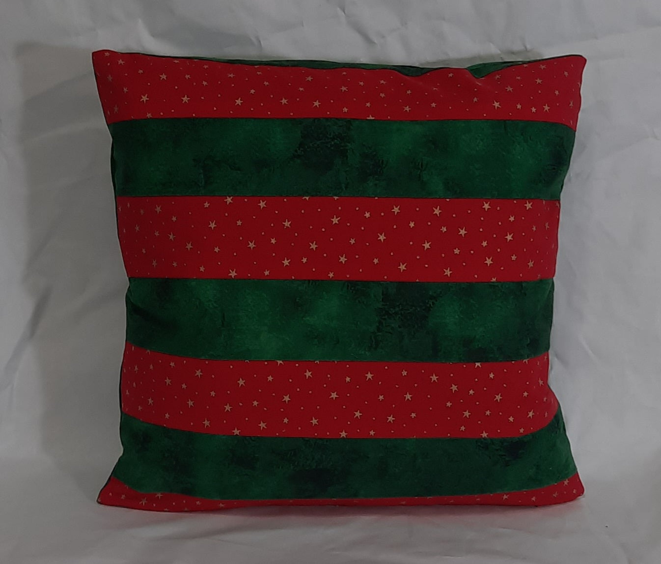 15"x15" Quilted Christmas Pillow Cover