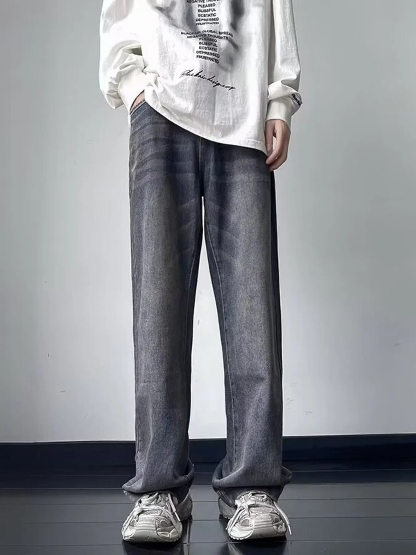 Men's Vintage Wash Loose Fit Jeans