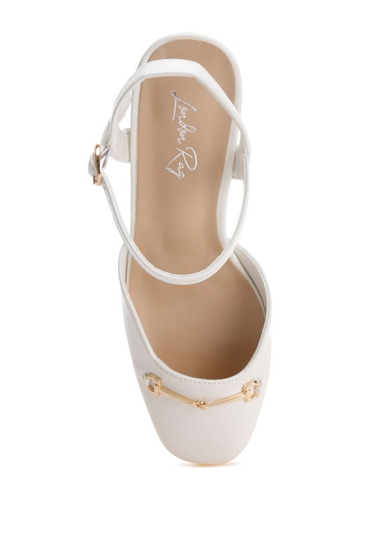 Blitz Close Toe Buckled Sandals