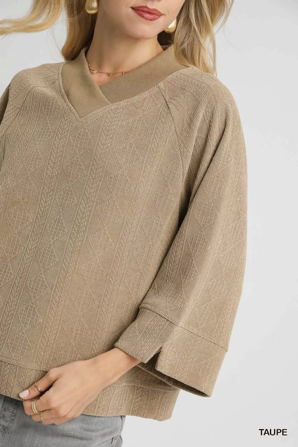 Textured Knit V-Neck Top
