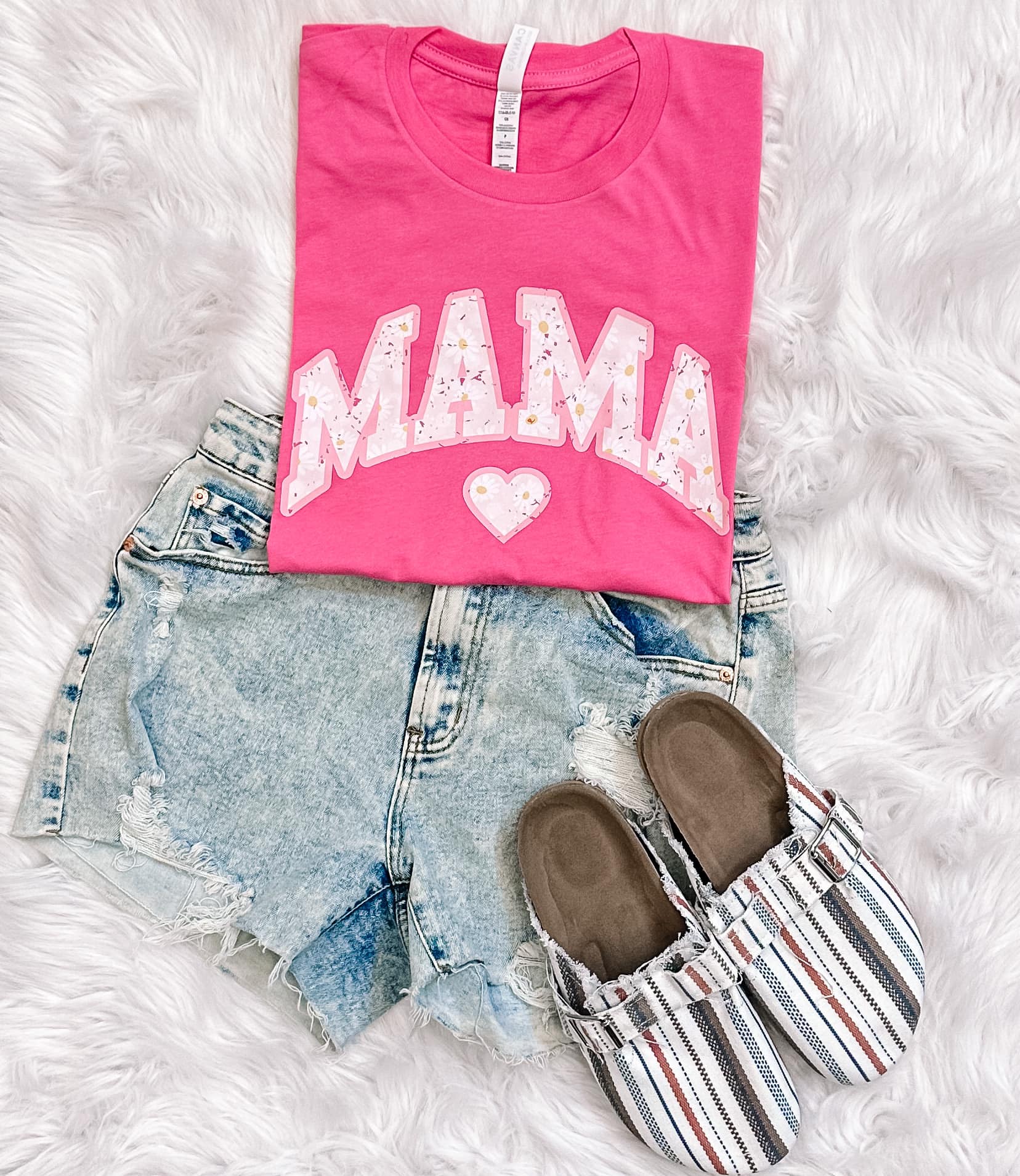 Distressed Daisy Mama Bella Canvas Graphic Tee