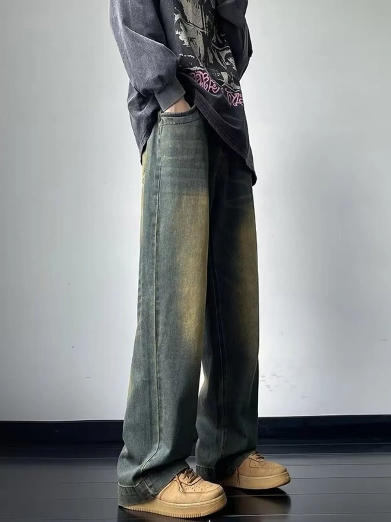 Men's Vintage Wash Loose Fit Jeans