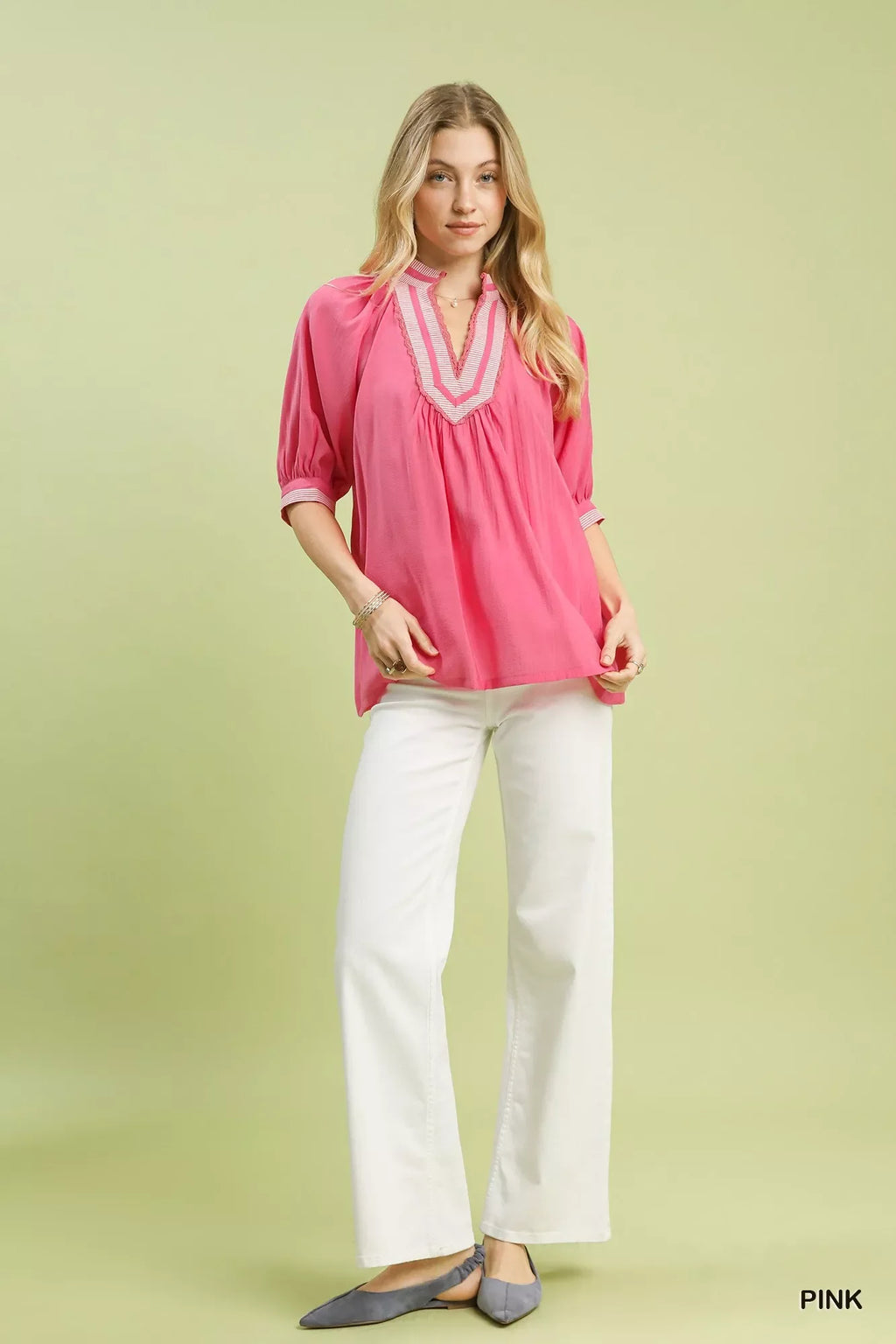Solid Contrast Trim Pleated Top