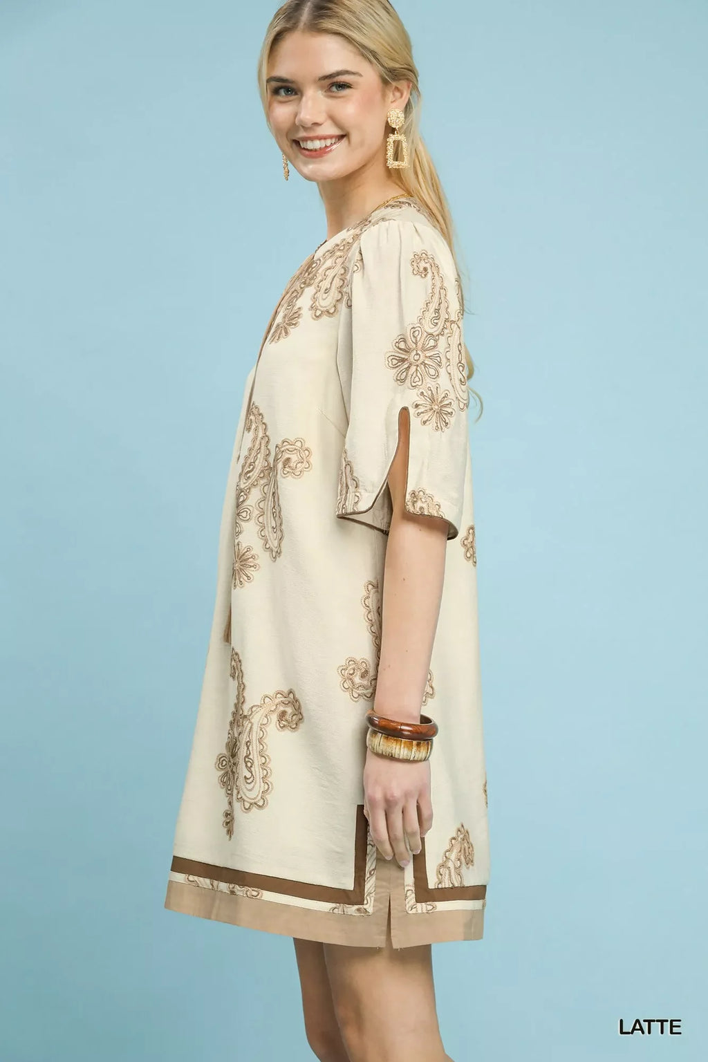 Embroidered Split Neck Shift Dress