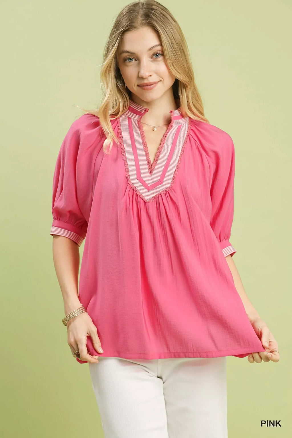 Solid Contrast Trim Pleated Top