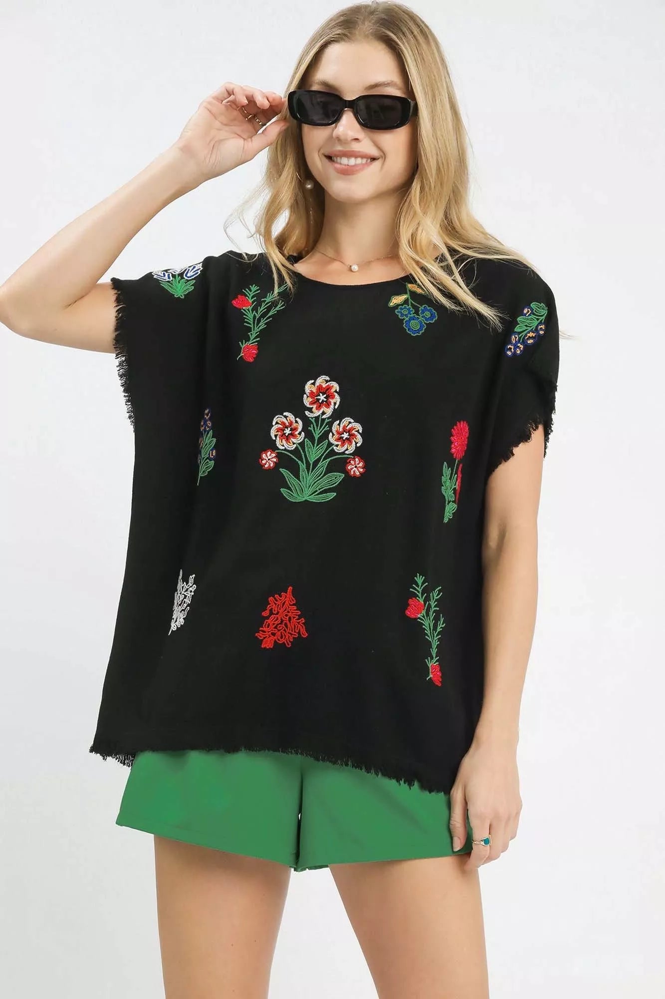Linen Blend Embroidered Frayed Hem Top