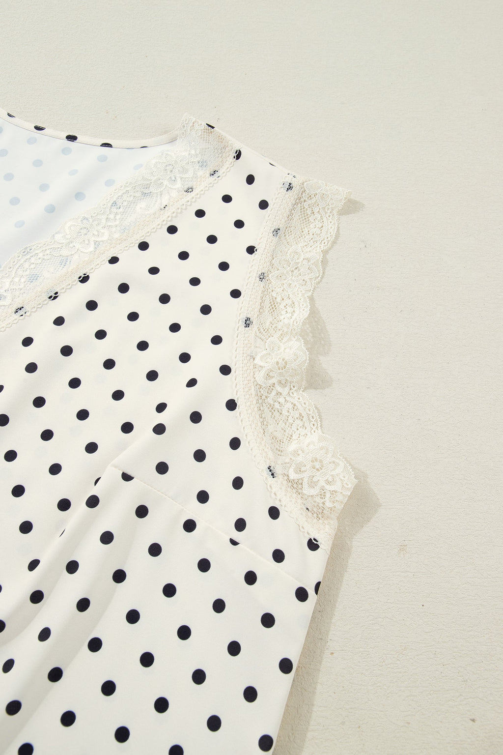 Apricot Plus Size Polka Dot Print Lace Trim V Neck Sleeveless Top