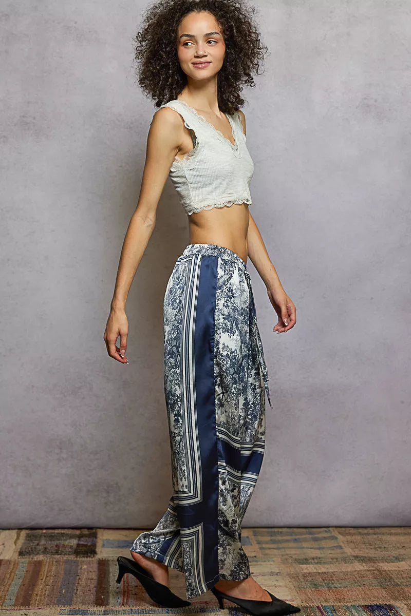 Floral Printed Woven Wide Leg Drawstring Pants