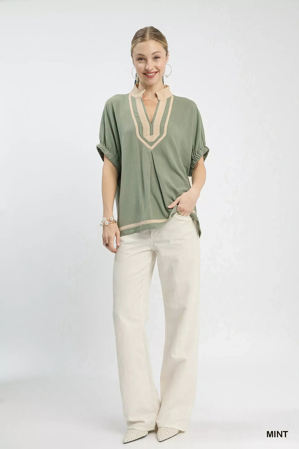 Linen Contrast Trim V-Neck Blouse