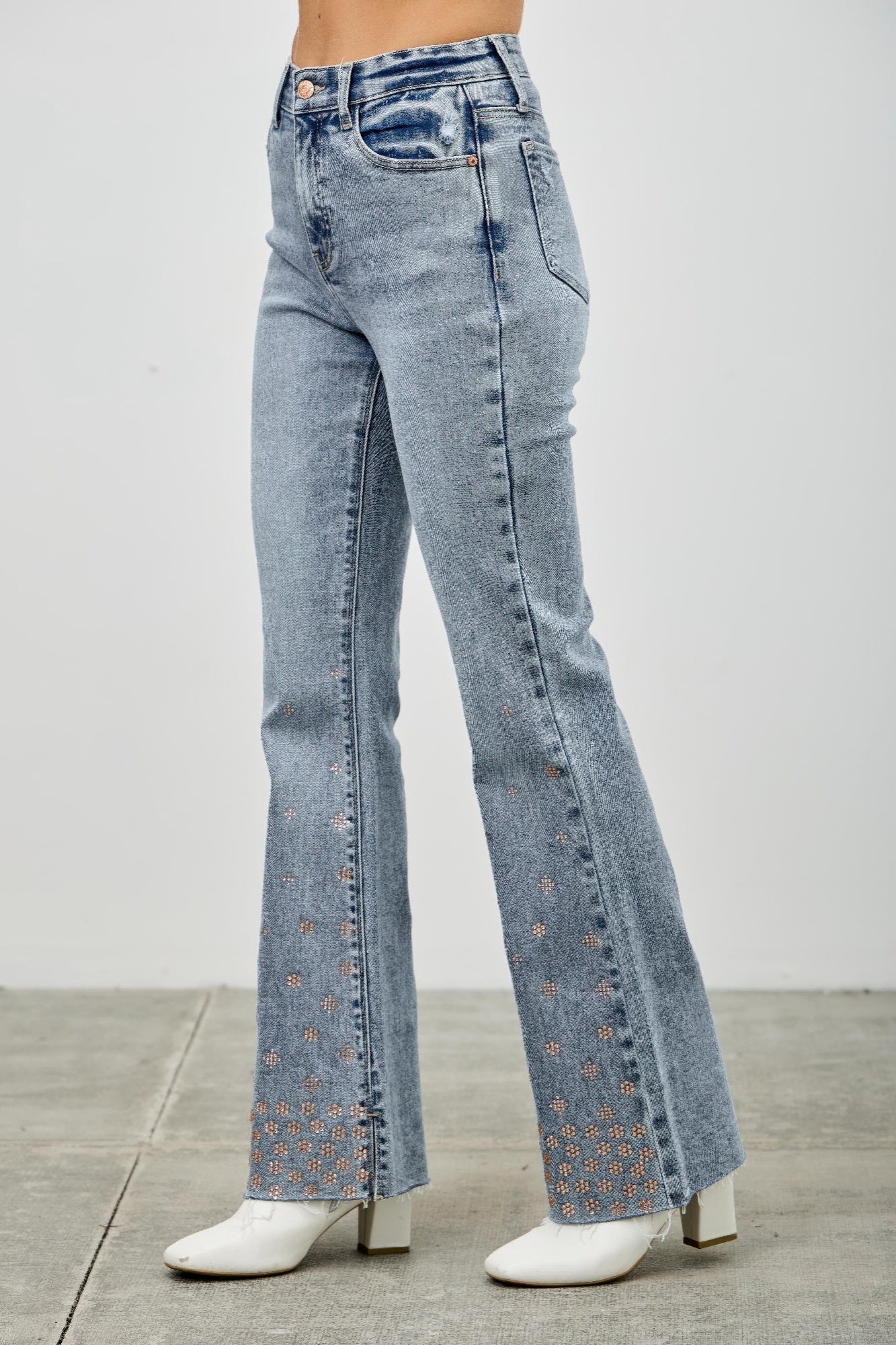 High Rise Kick Flare With Rhinestone