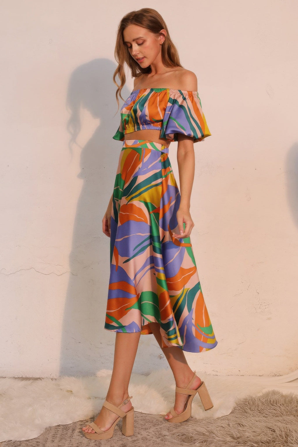 Isla Tropical Satin Bubble Sleeve Crop Top