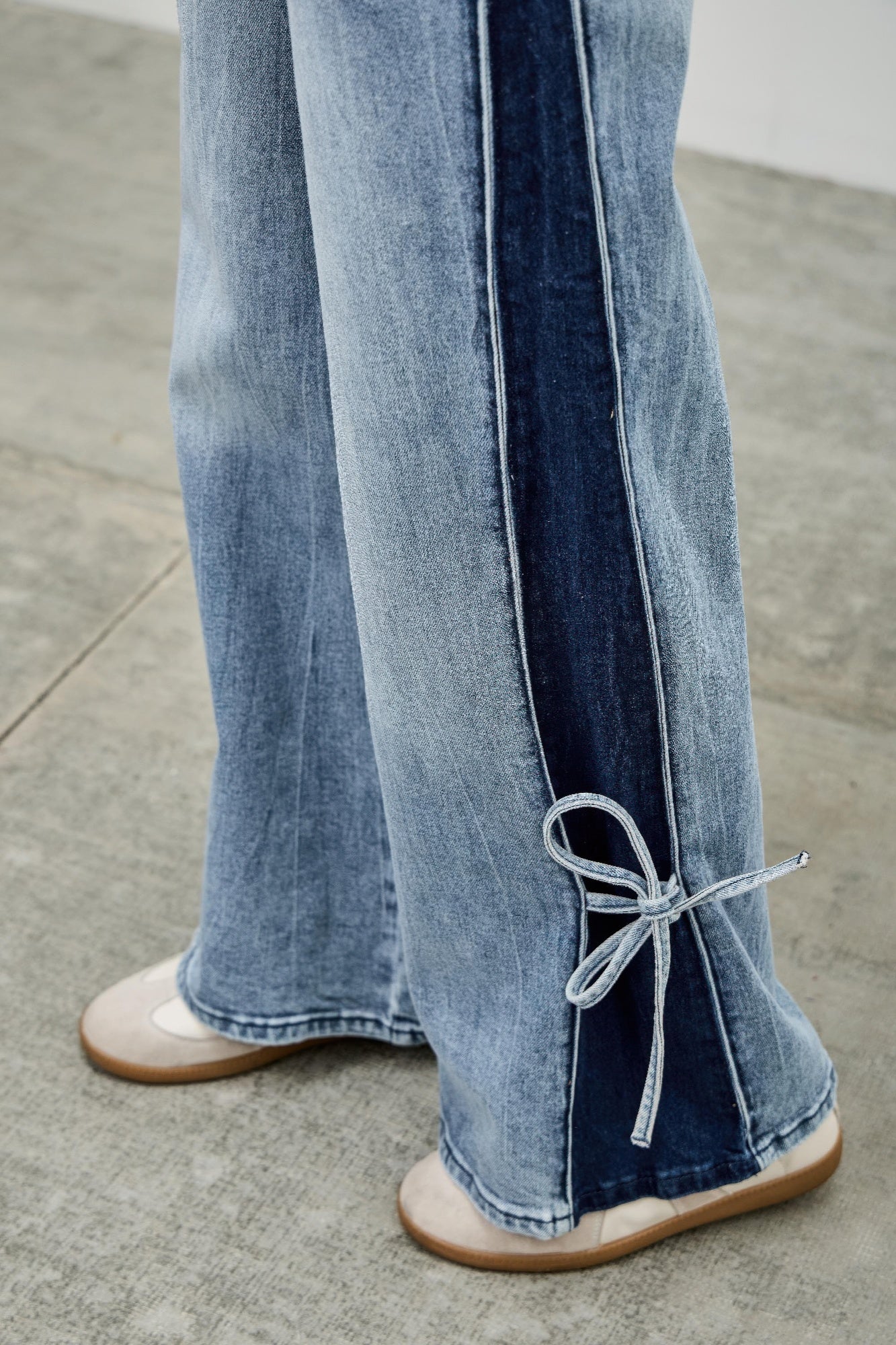 Mid Rise Contrast Wide Leg With Tie