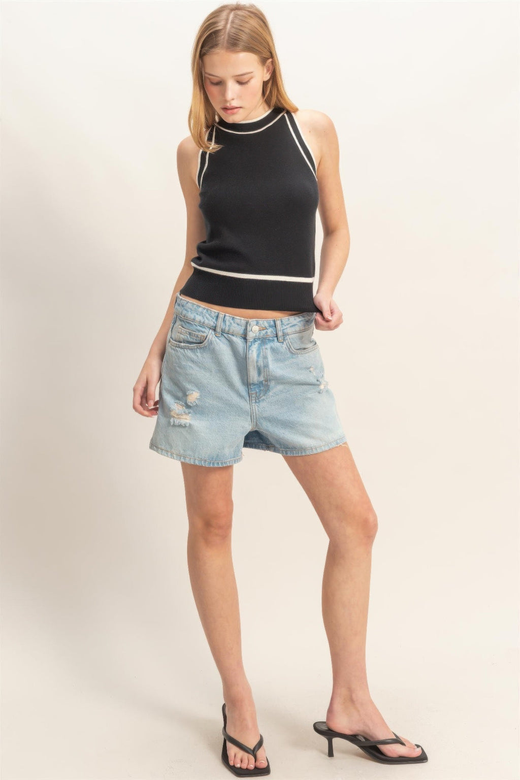 Contrast Trim Sleeveless Ribbed Top