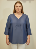 Pleated V-neck Three-quarter Sleeve Knit Top
