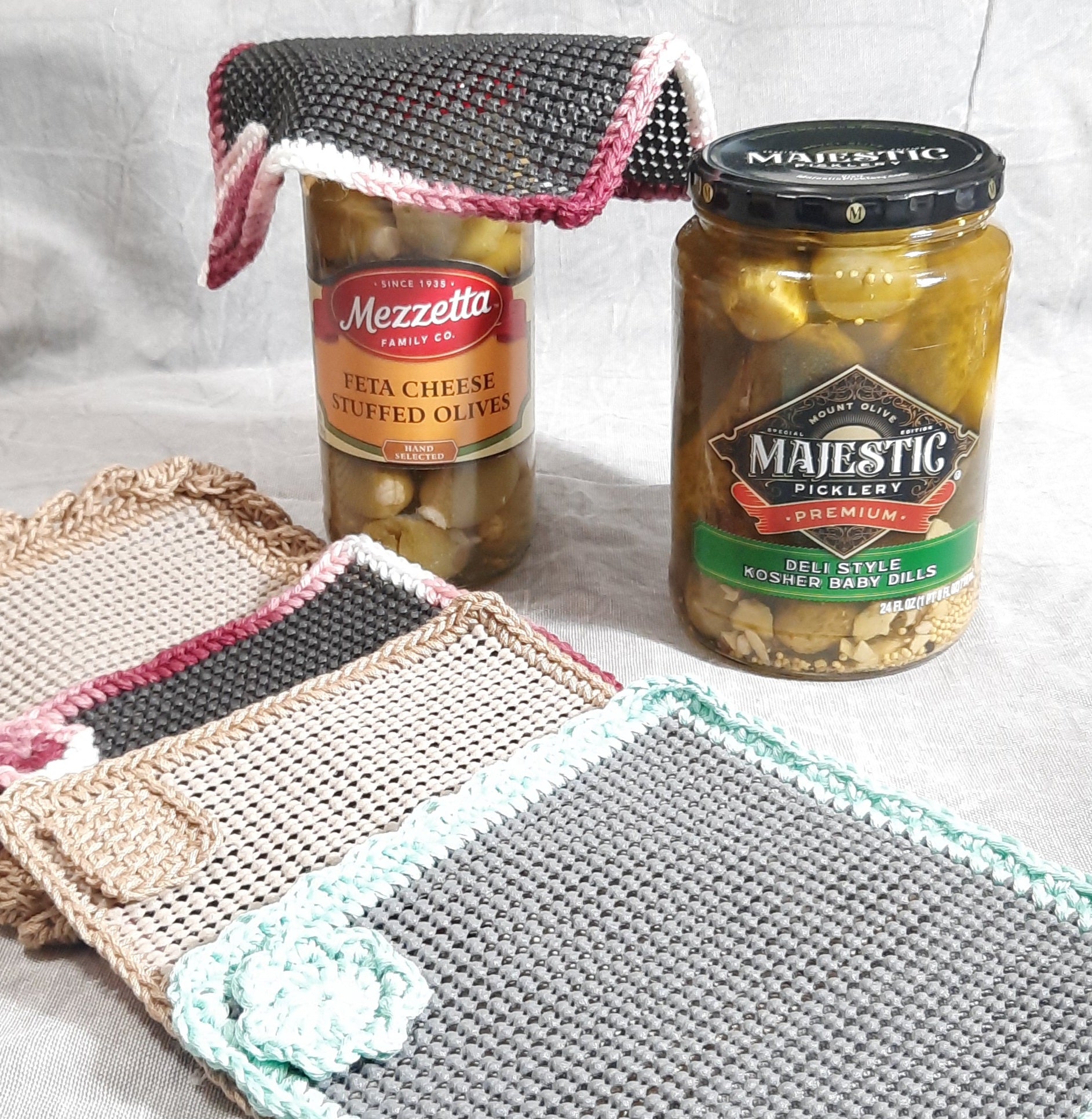 Jar Gripper with Magnet: Green/Brown