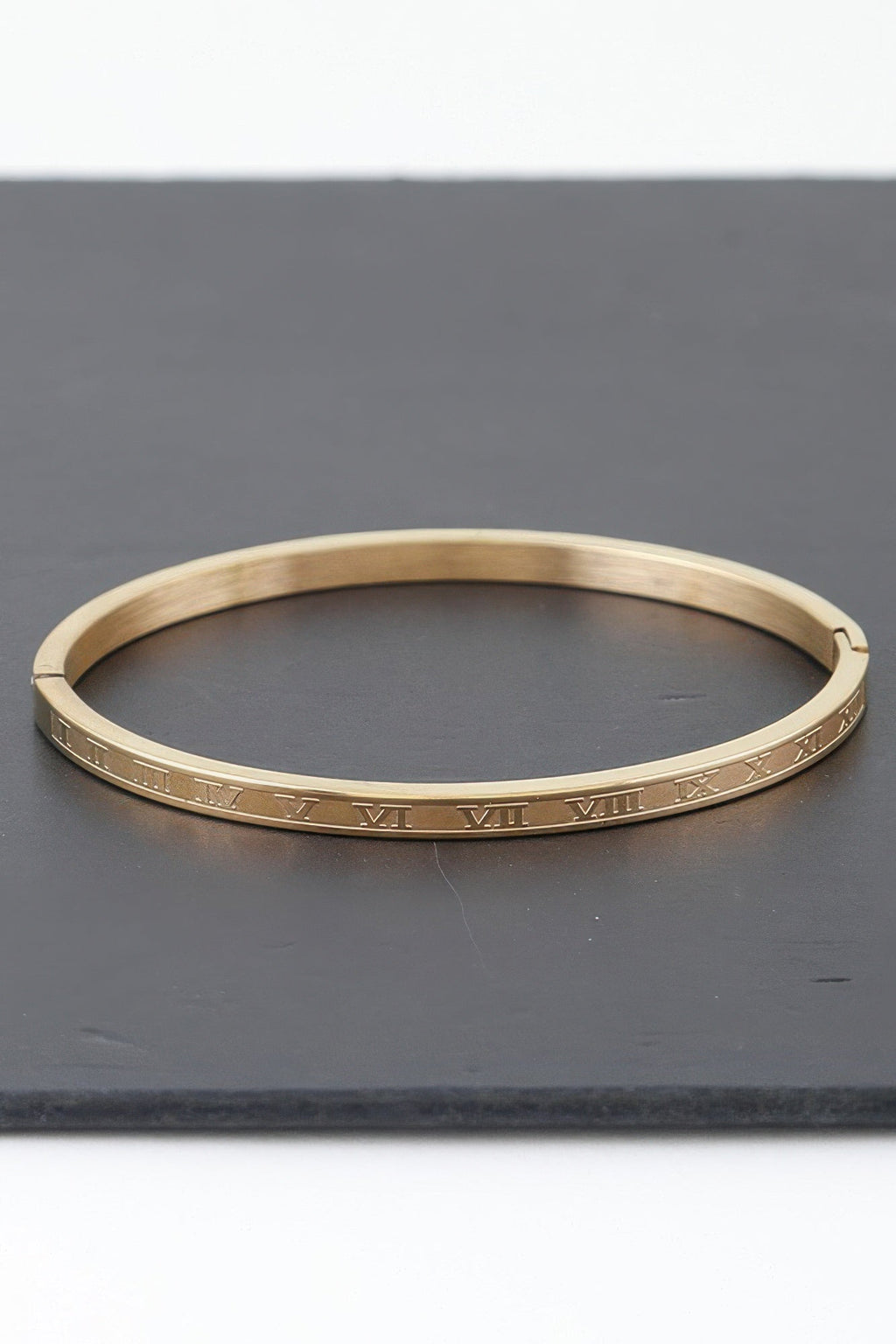 Thin Roman Numeral Bracelet