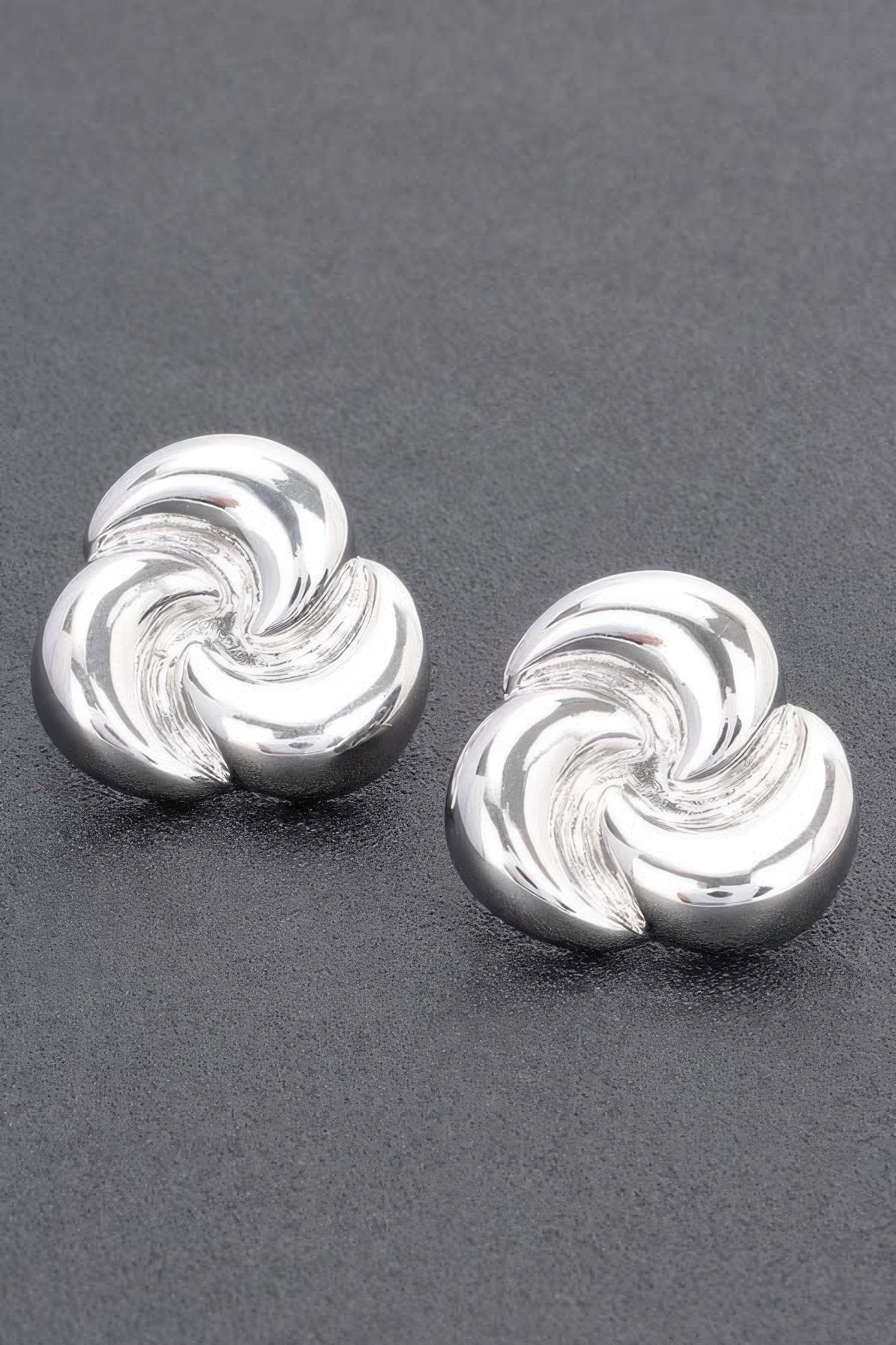 Metal Gold Dip Earring