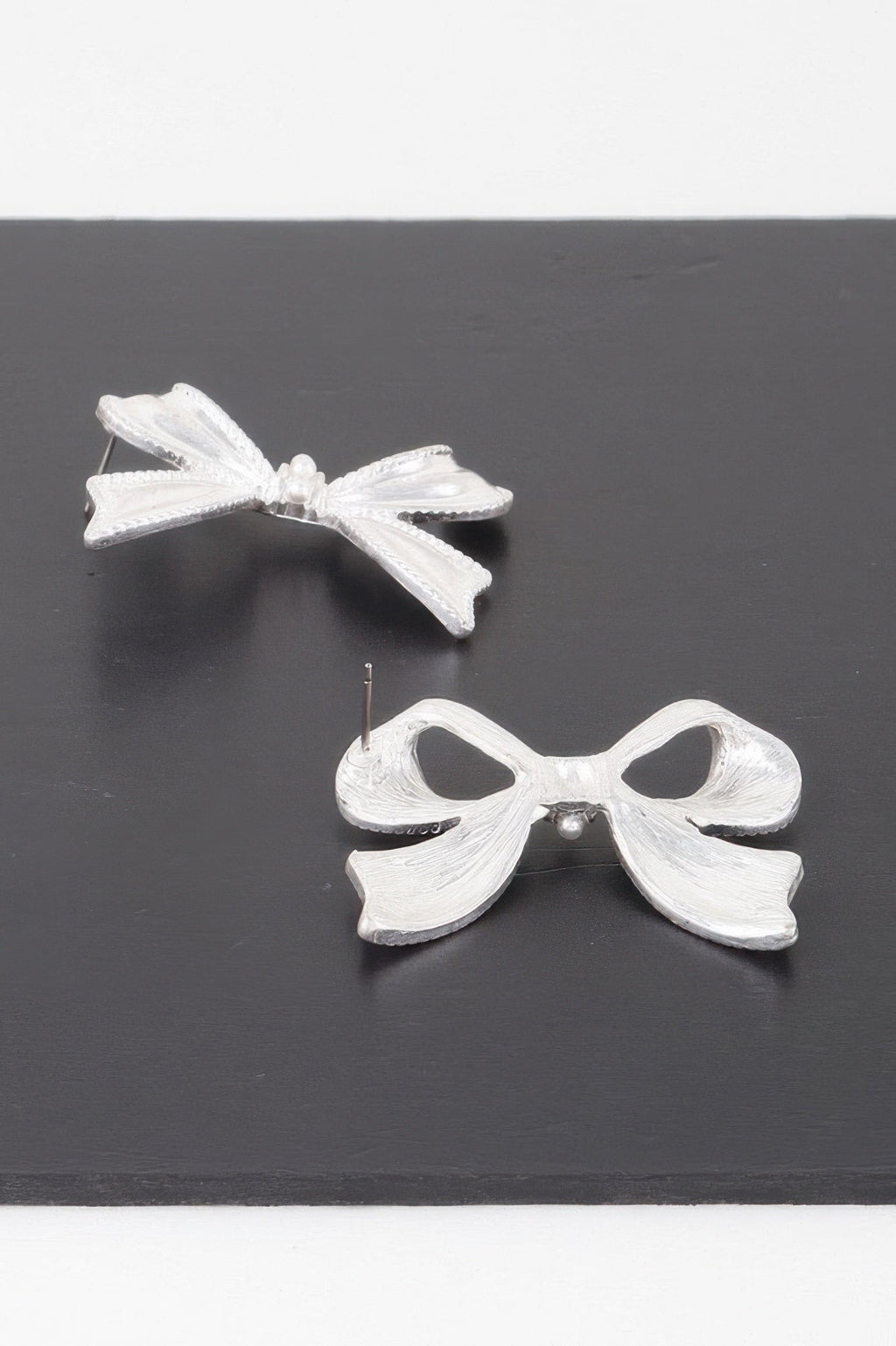 Luxury Pearl Ribbon Earrings