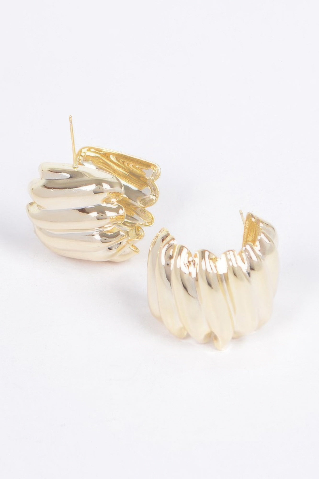 Vintage Gold Dip Metal Earring