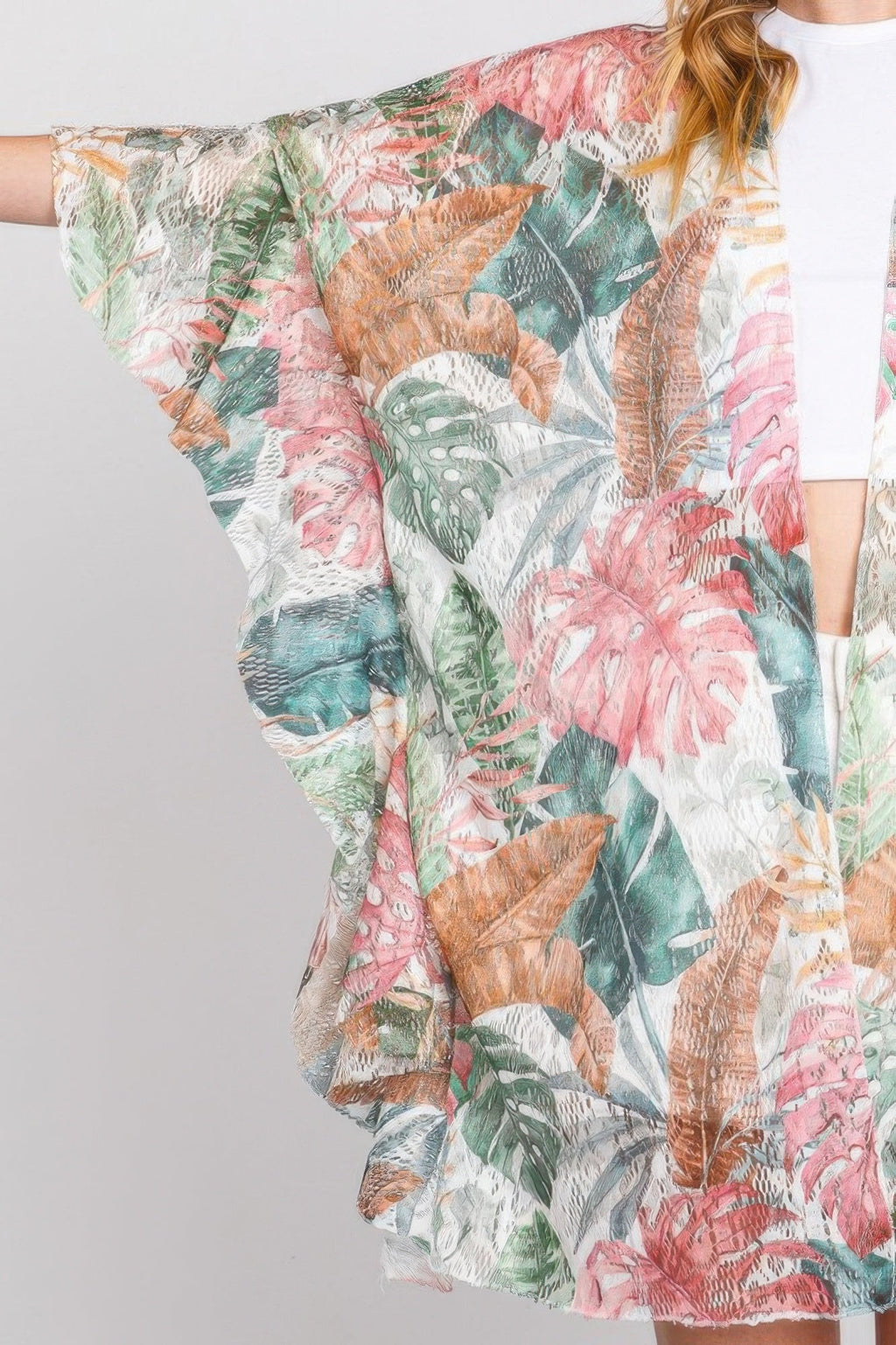 Ruffle Lined Tropical Leaves Print Open Frontcover