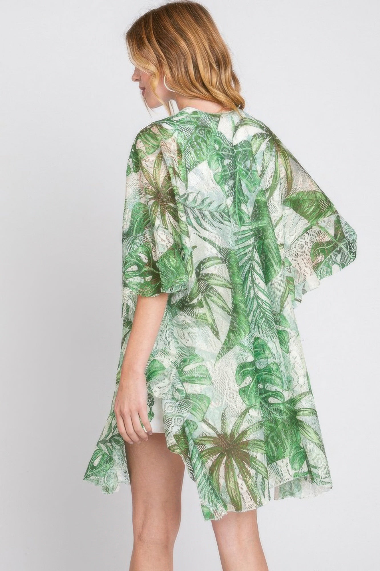 Ruffle Lined Tropical Leaves Print Open Frontcover