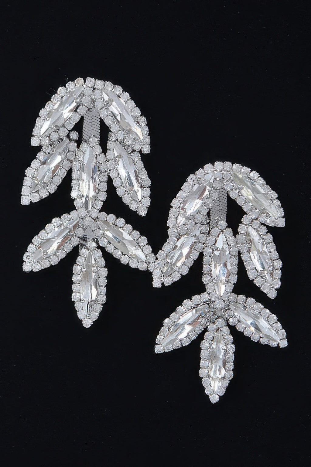 Rhinestone Leaf Earring