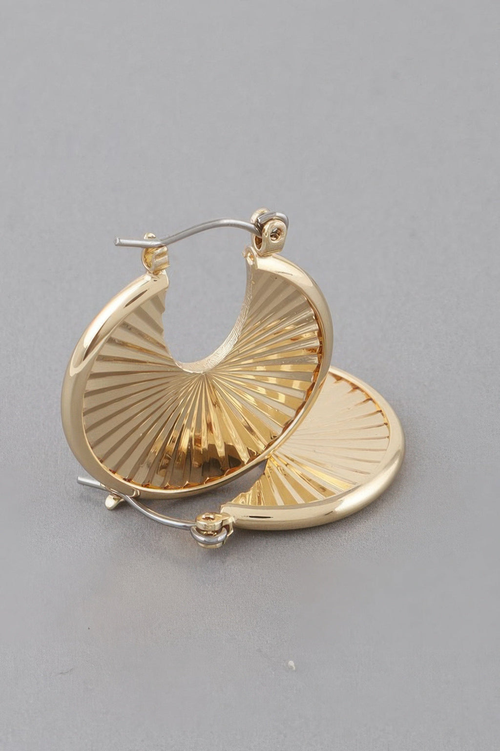 Rising Disk Hoop Earrings