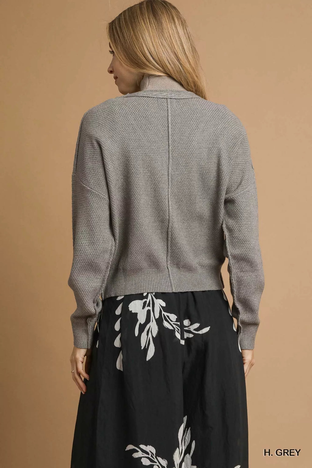 Chunky Cable Knit V-Neck Button-Up Cardigan