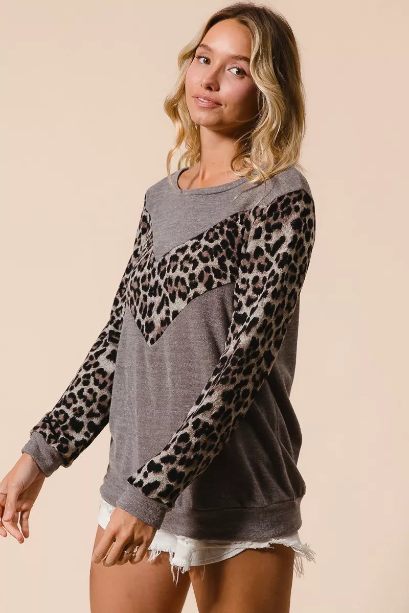 Sweater Knit Top With Leopard V Shape Block