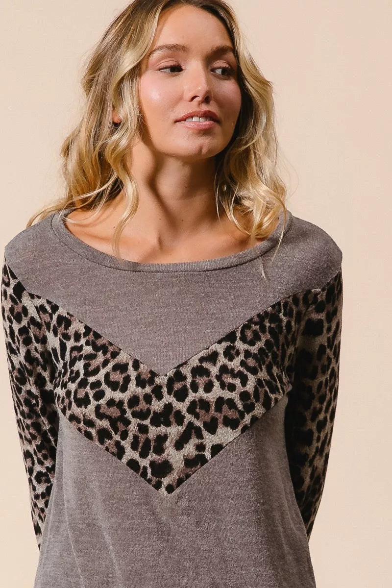 Sweater Knit Top With Leopard V Shape Block