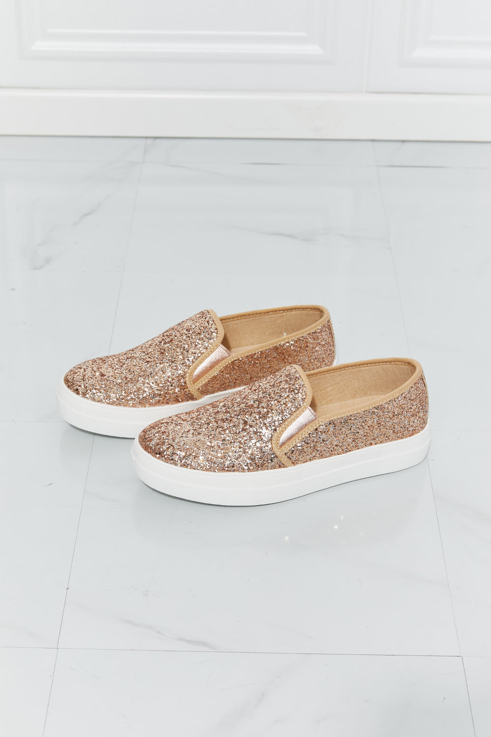 Fortune Dynamic City of Lights Glitter Slip-On Sneaker