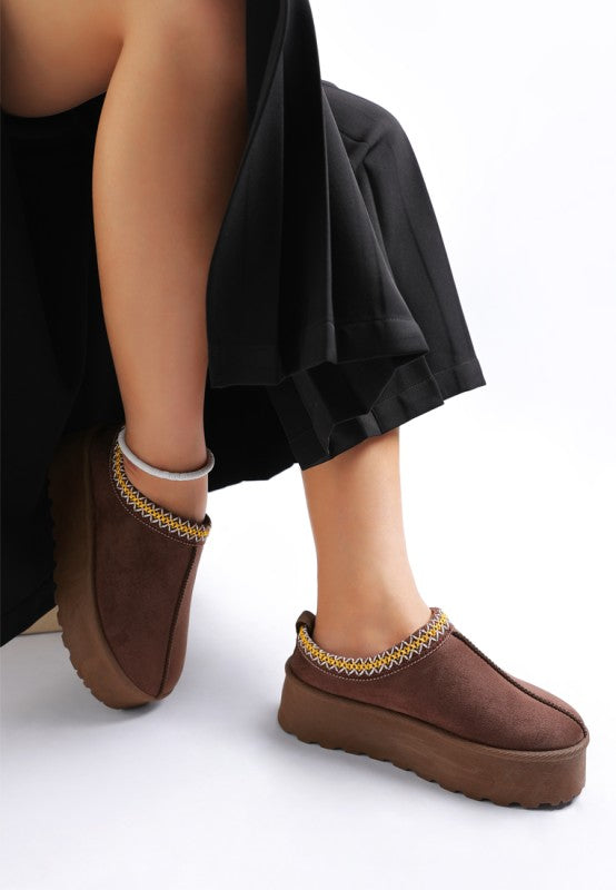 Jesters Embroidered Platform Classic Slip-On