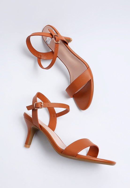 Tomari Pin Buckle Kitten Heel Sandals
