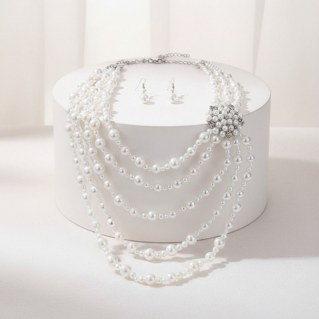 Pearl Brooch Necklace Elegant White Statement Jewelry Accessory