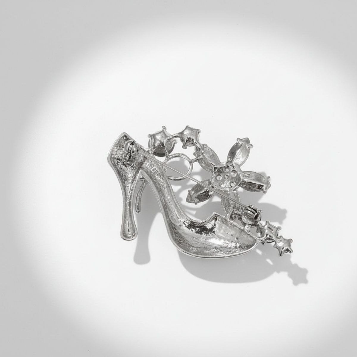 Fashion Brooch Silver Pin Clear Crystal High Heel Flower Stylish Accessory