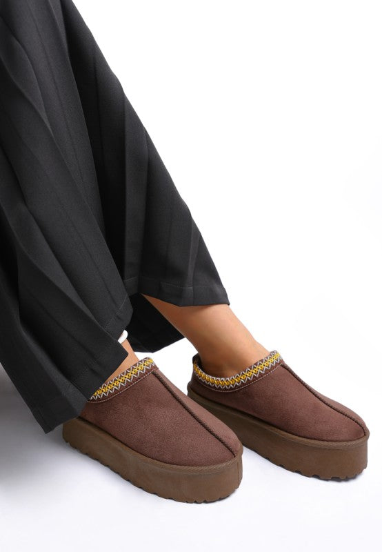 Jesters Embroidered Platform Classic Slip-On
