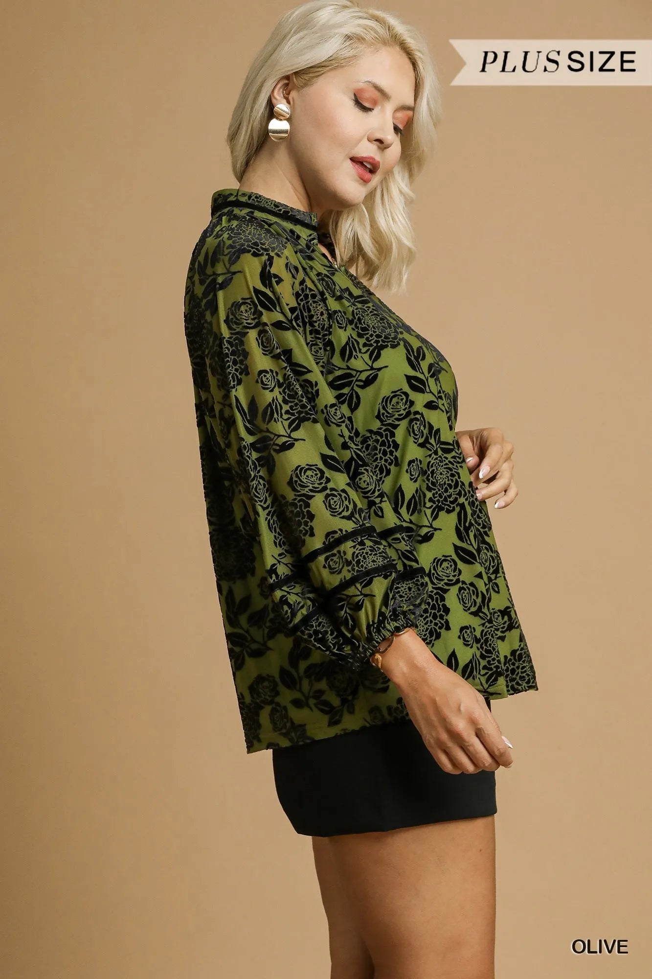 Full Size Floral Velvet Blouse with Balloon Sleeves Plus Size