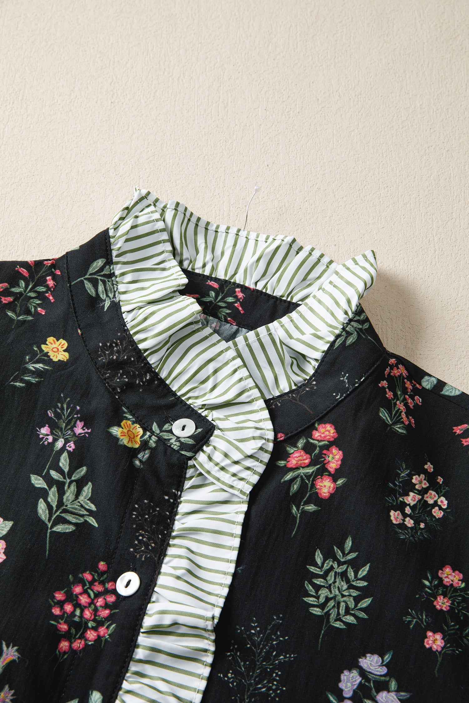 Black Contrast Frilled Trim Short Sleeve Floral Shirt