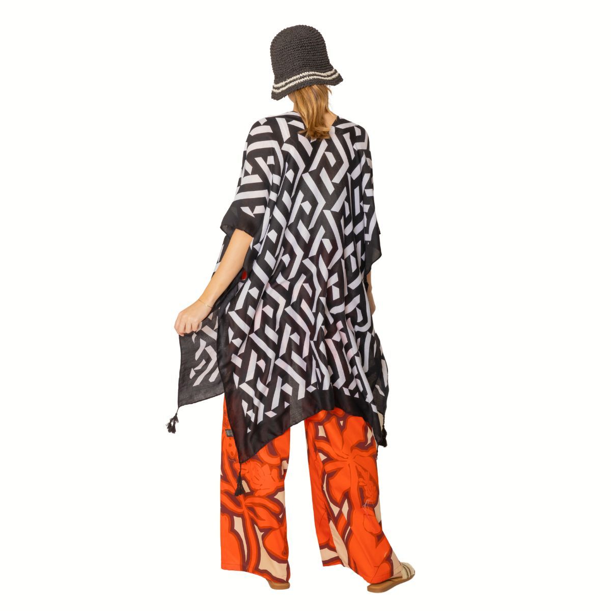 Women’s Kimono Geo Print Black and White Stylish Chic Layered Top