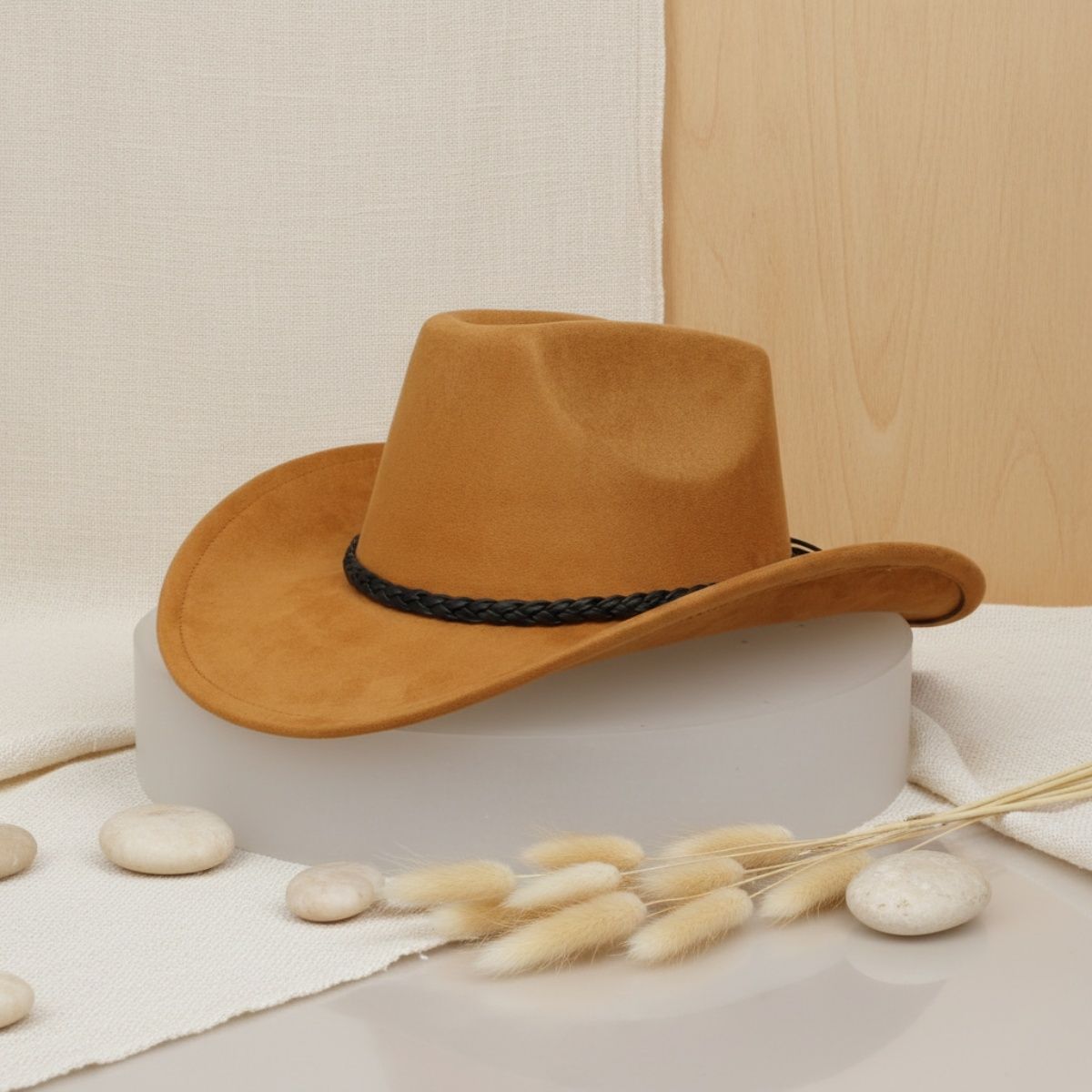 Western Cowboy Hat Soft Suede Cattleman Style in Camel – Trendy Casual Accessory