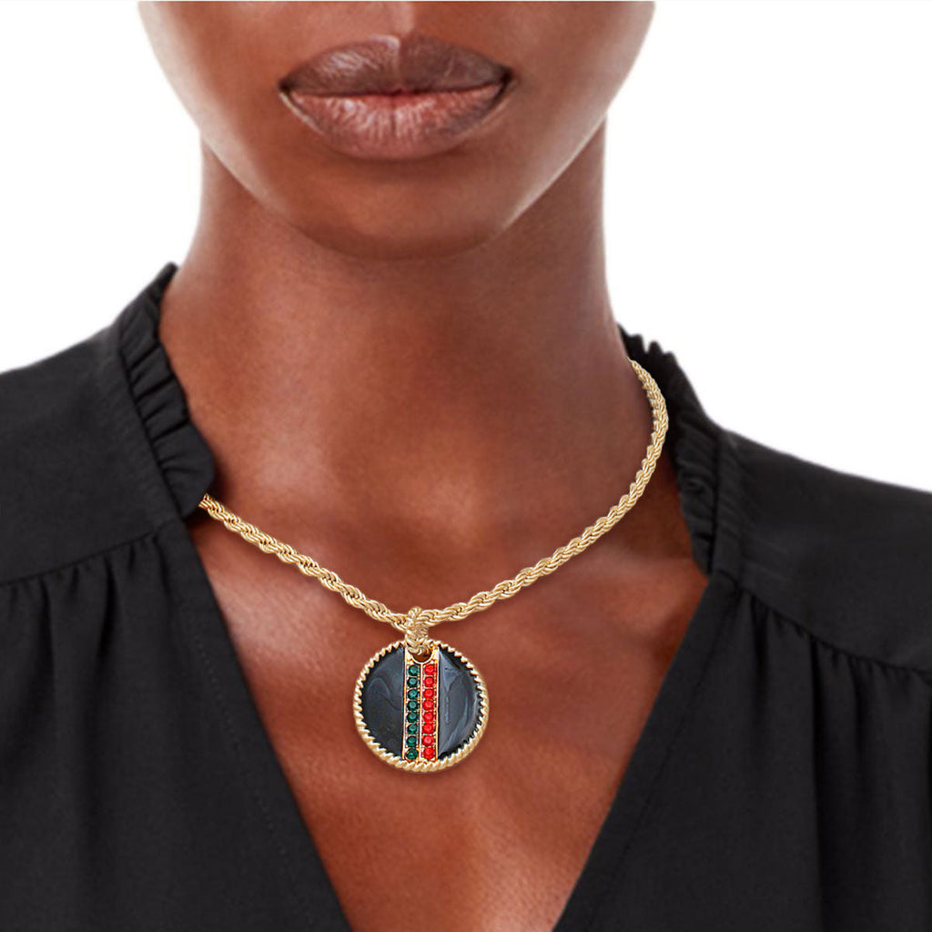 Pendant Necklace with Black Stripe and Gold Twisted Chain Stylish Jewelry Accessory